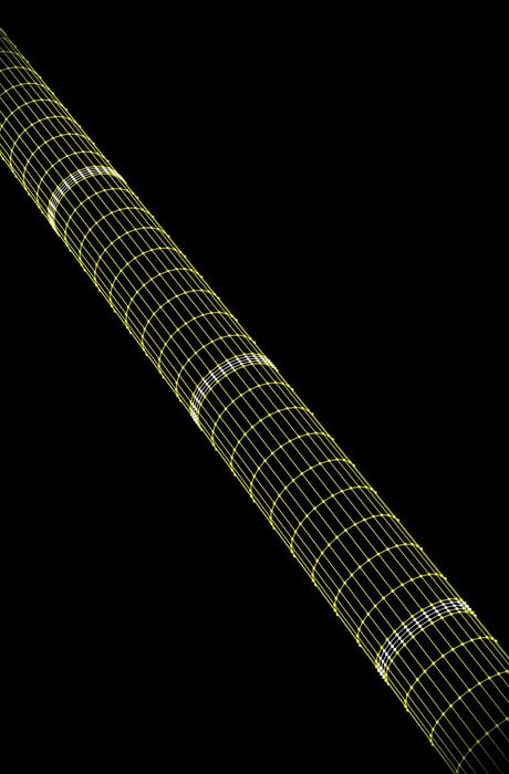 A yellow wireframed visualisation of a pipeline is in front of a black background. Highlighted are areas with successful girth weld detection.